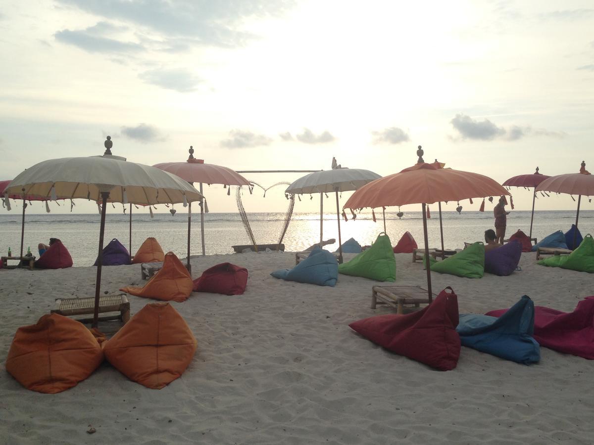 ホテル Seminyak Hideaway エクステリア 写真