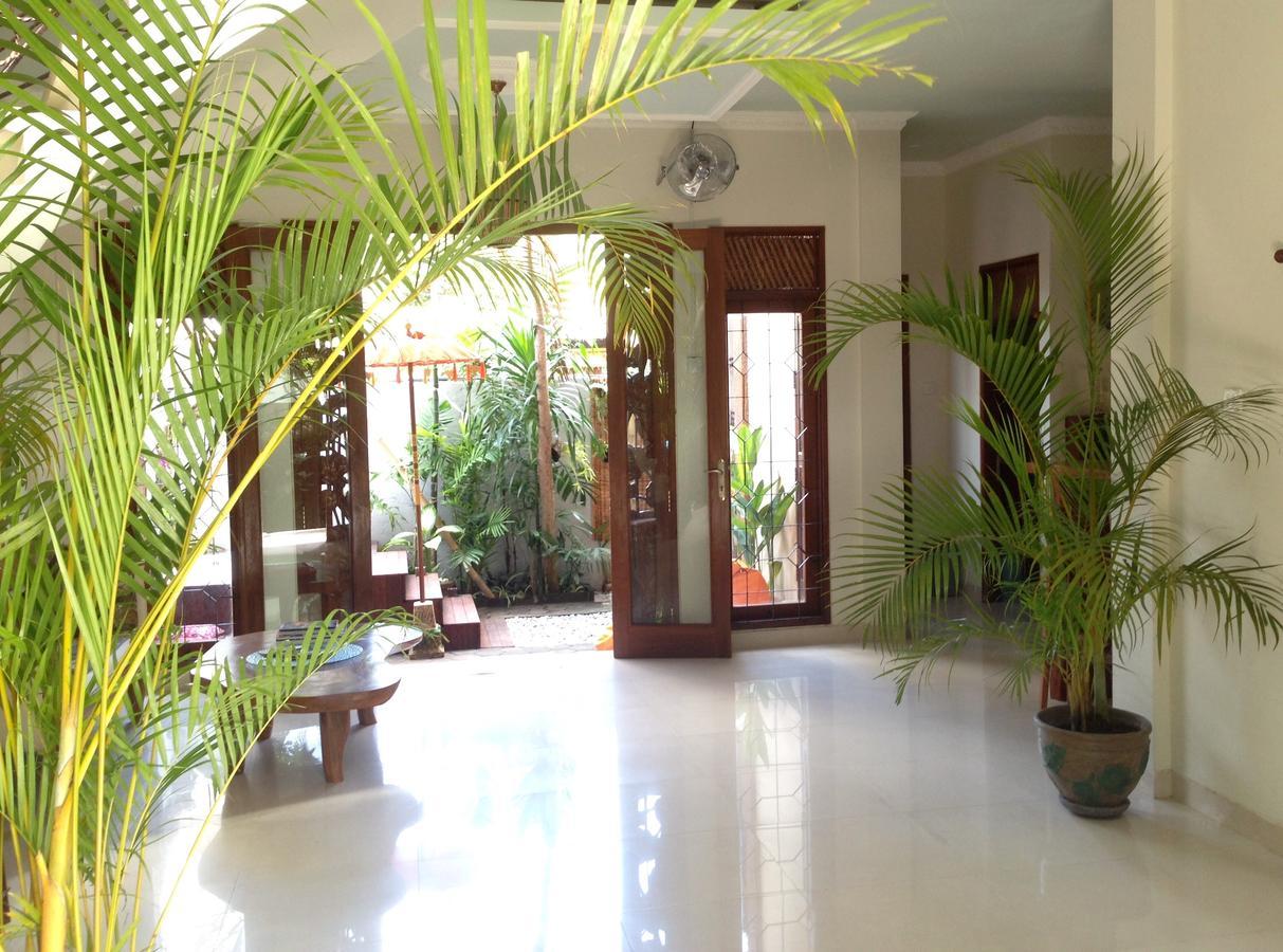 ホテル Seminyak Hideaway エクステリア 写真