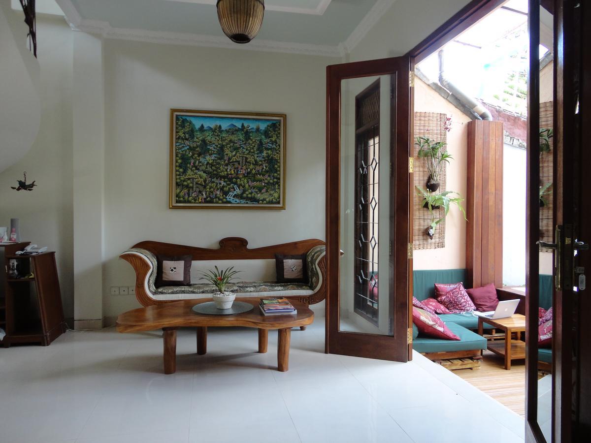 ホテル Seminyak Hideaway エクステリア 写真