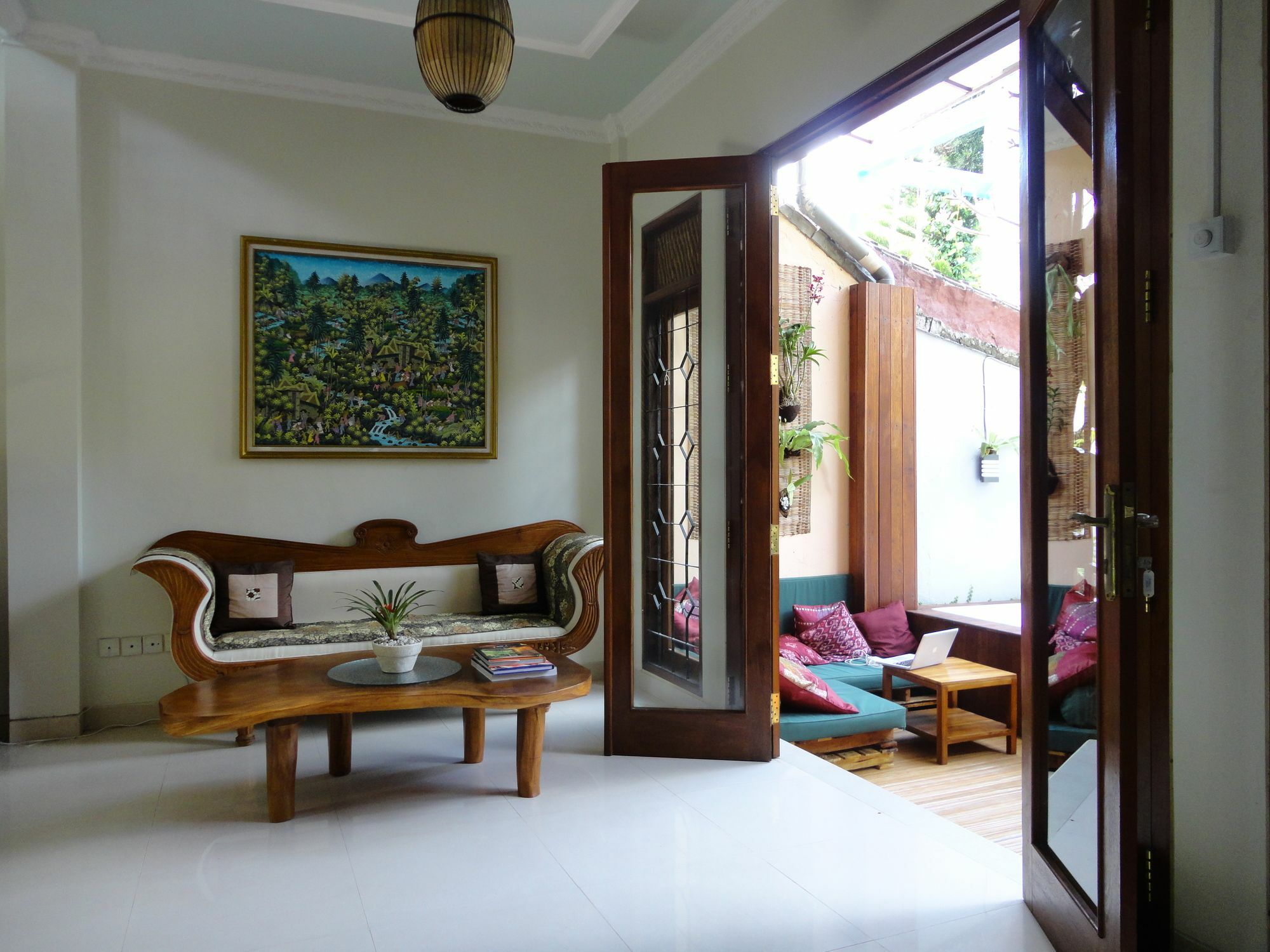 ホテル Seminyak Hideaway エクステリア 写真